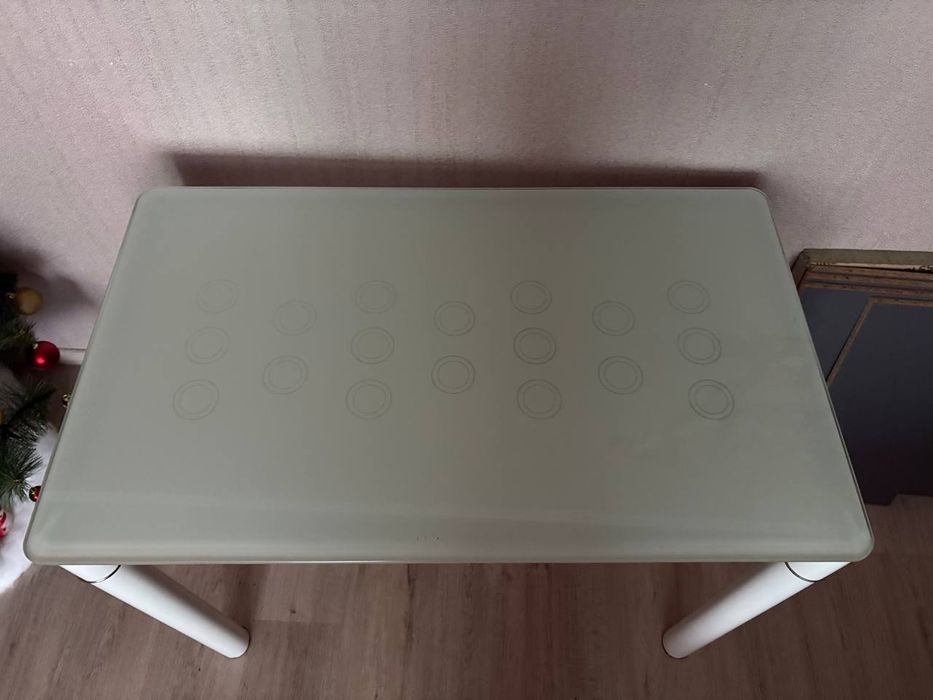 Стіл кух. скляний