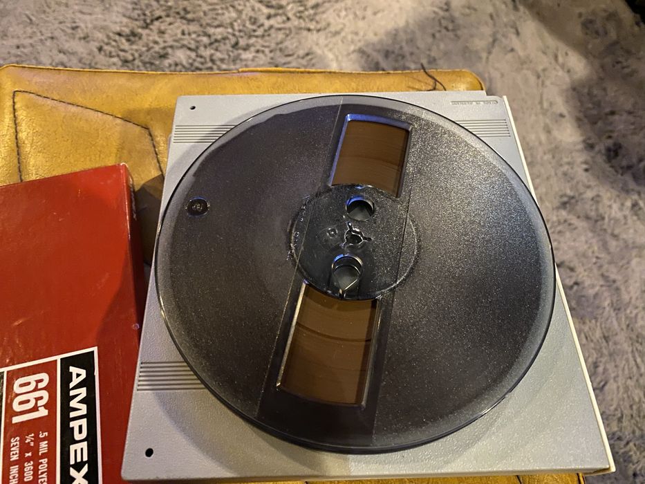 Szpule 18cm kolekcja Italo Disco, zapis 2track 19cm/s i 4track 19 cm/s