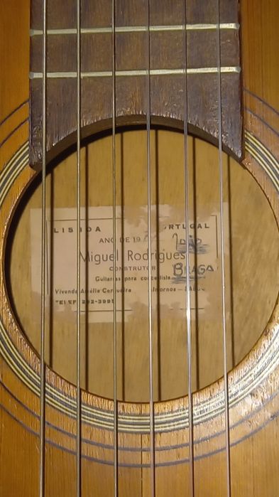 Viola Miguel Rodrigues, luthier de Lisboa (Portugal)