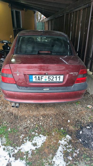 Opel Vectra b 2.5 v6