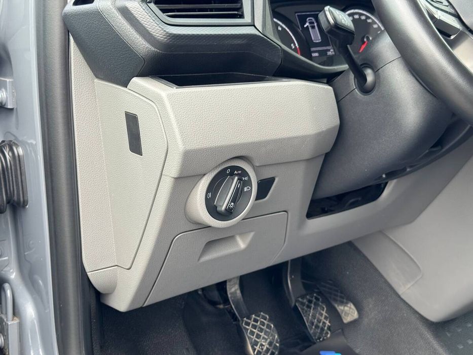 Volkswagen Caravelle 2021 freshauto