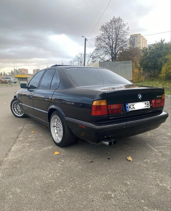 BMW e34 540i (была 530)