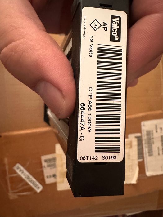 68004014AA Радіатор примусового підігріву пічки Dodge Nitro Jeep Grand