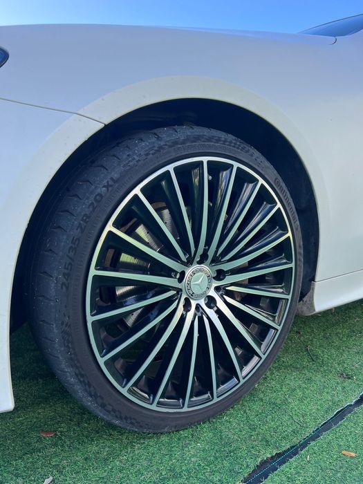 Mercedes E coupe 220 amg line . Edition 1