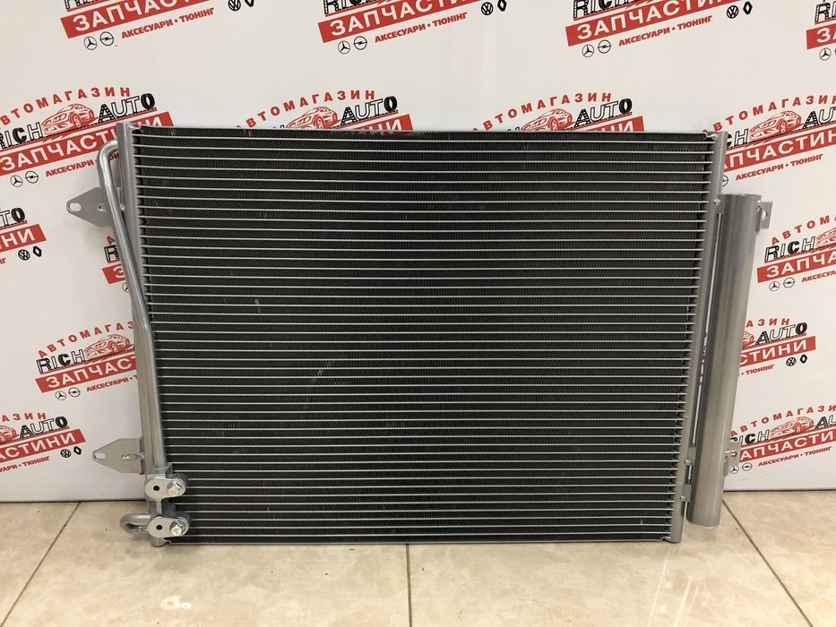 Радіатор кондиціонера VW Passat B7 USA