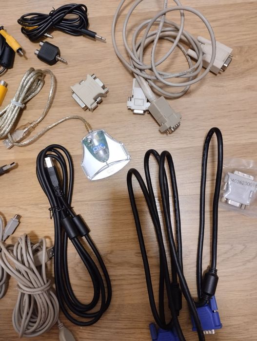 Кабелі, перехідники, різне