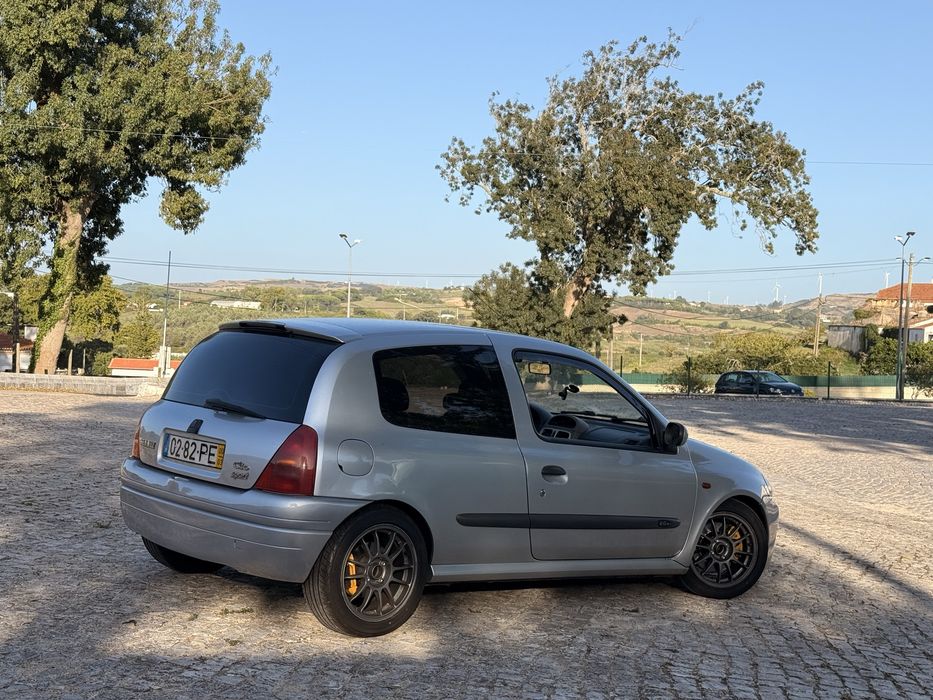 Renault Clio 2.0 Sport 172