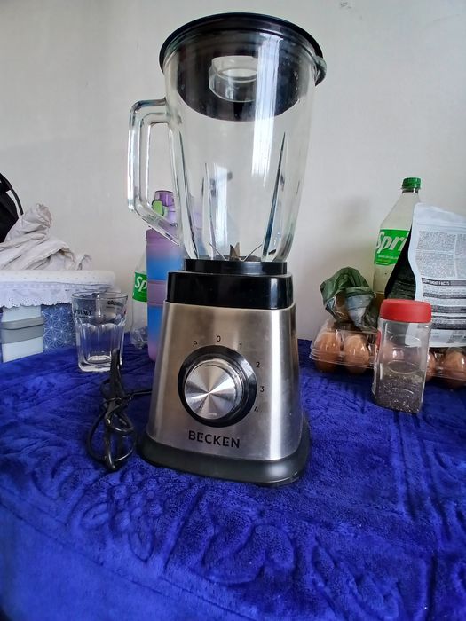 Becken Glass Blender (Stainless Steel) - Used Only Once! Professional Grade