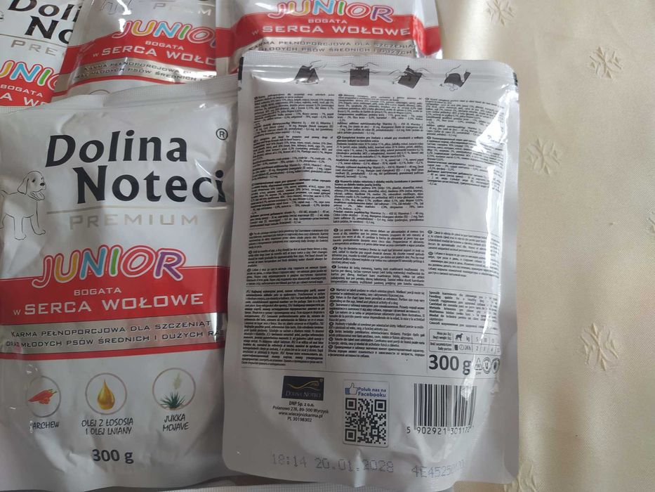 Karma w saszetkach  Dolina Noteci dla  szczeniąt i młodych psów