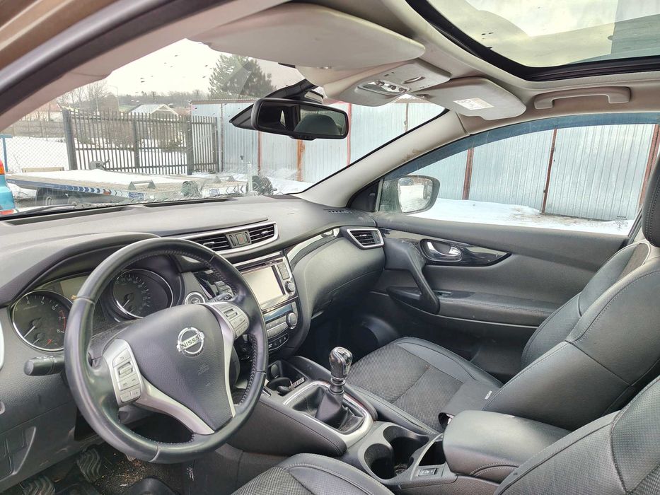 Nissan Qashqai 1.2tCe 115KM Kamera 360 handsFree Full LED Uszkodzony