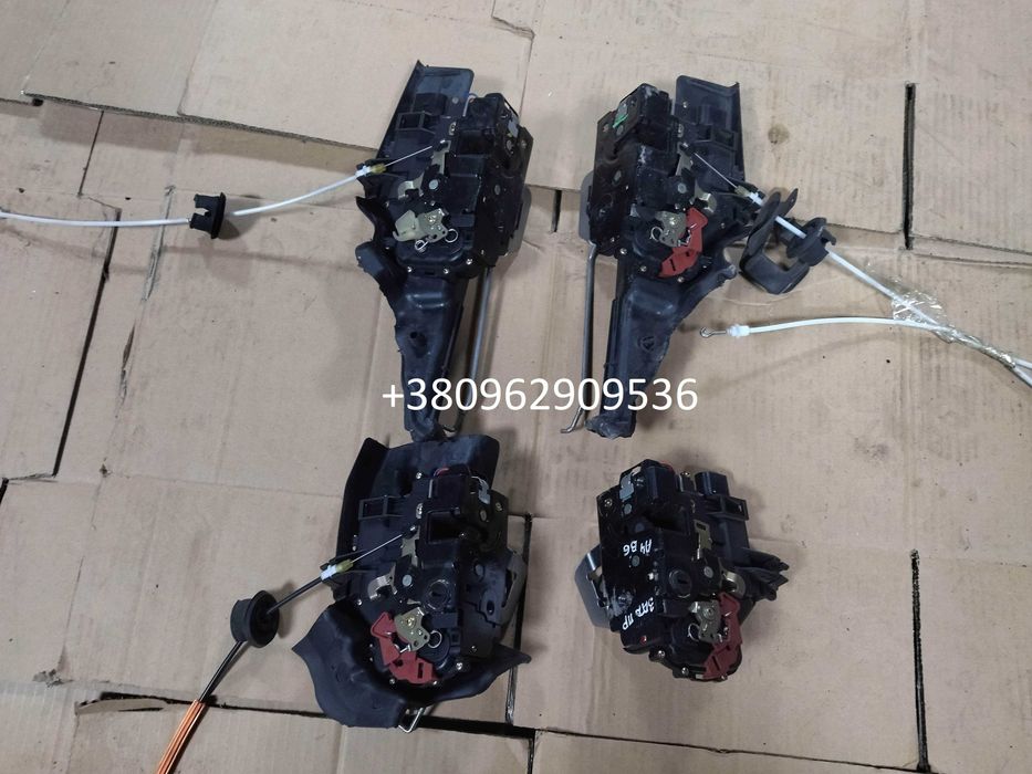 Замок трос тросик двери Ауди А4 Б6 а6 с5 Audi a4 b6 a6 c5