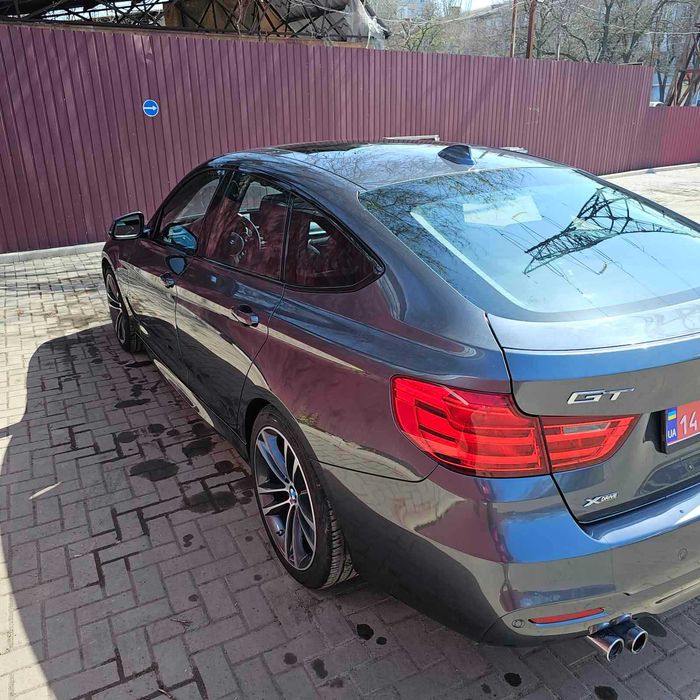 BMW GT 328 Xdrive 2015