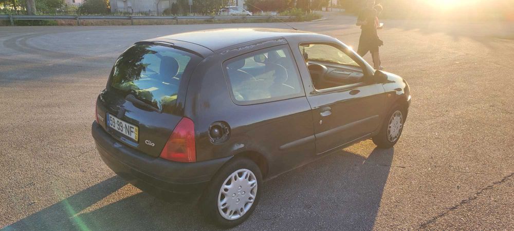 Renault Clio 1.1 1999 Gasolina