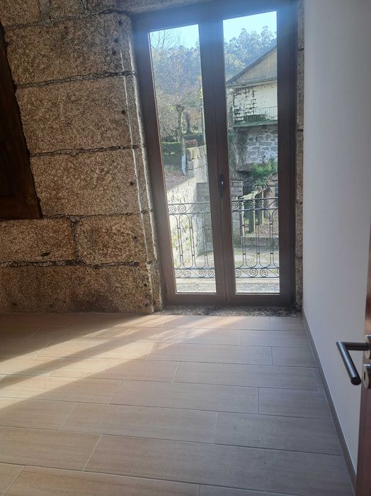 Arrendo t2 Jugueiros