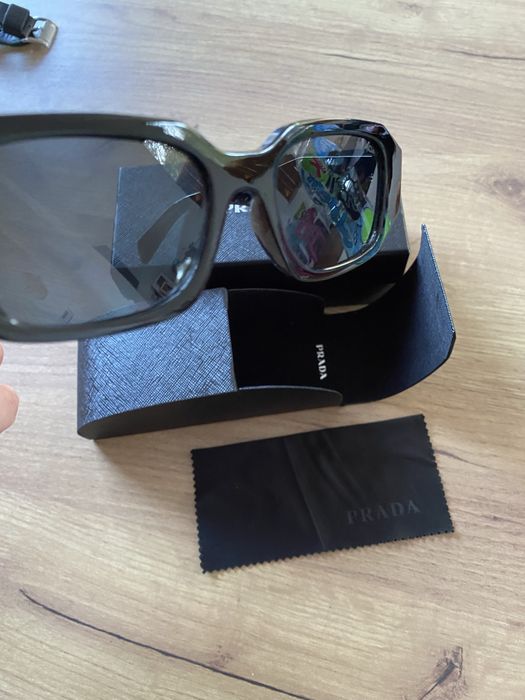 Okulary Prada. .
