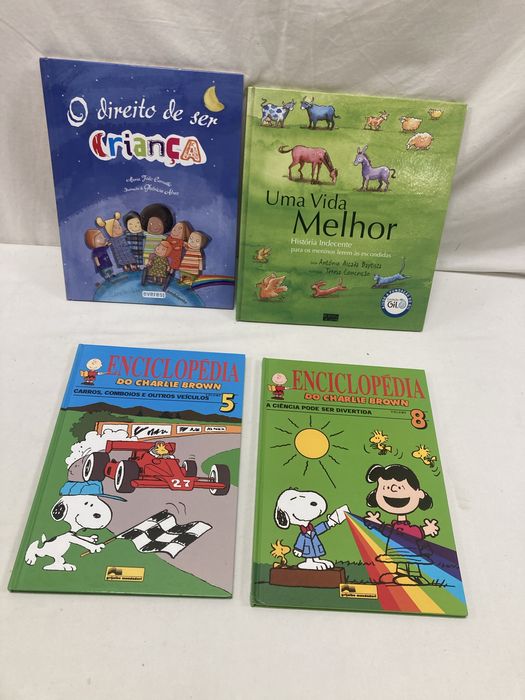 Livro Histórias de Aventura, de Gill Davies