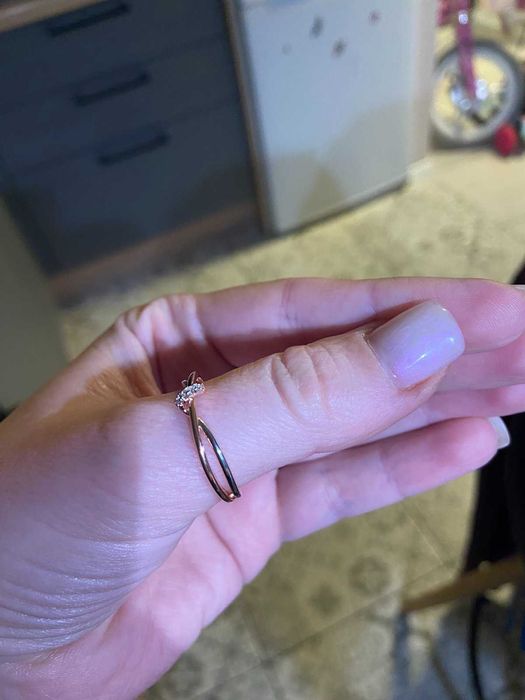 Перстень жіночий кольцо каблучка 10 розмір