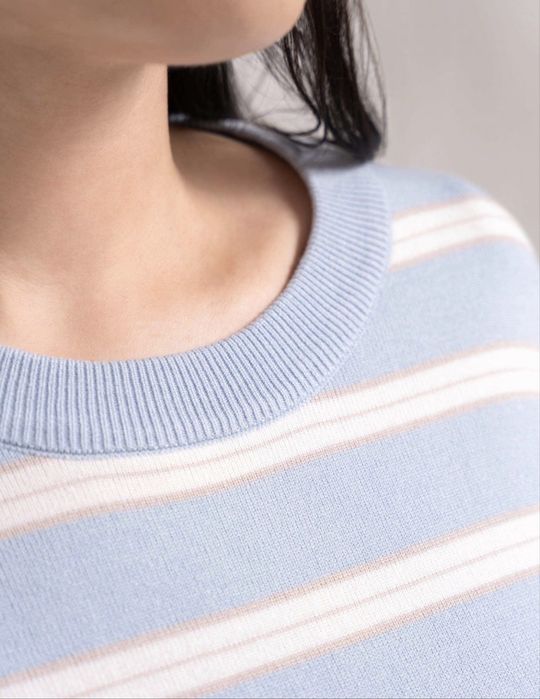 Sweter damski w paski niebieski 2XL/3XL