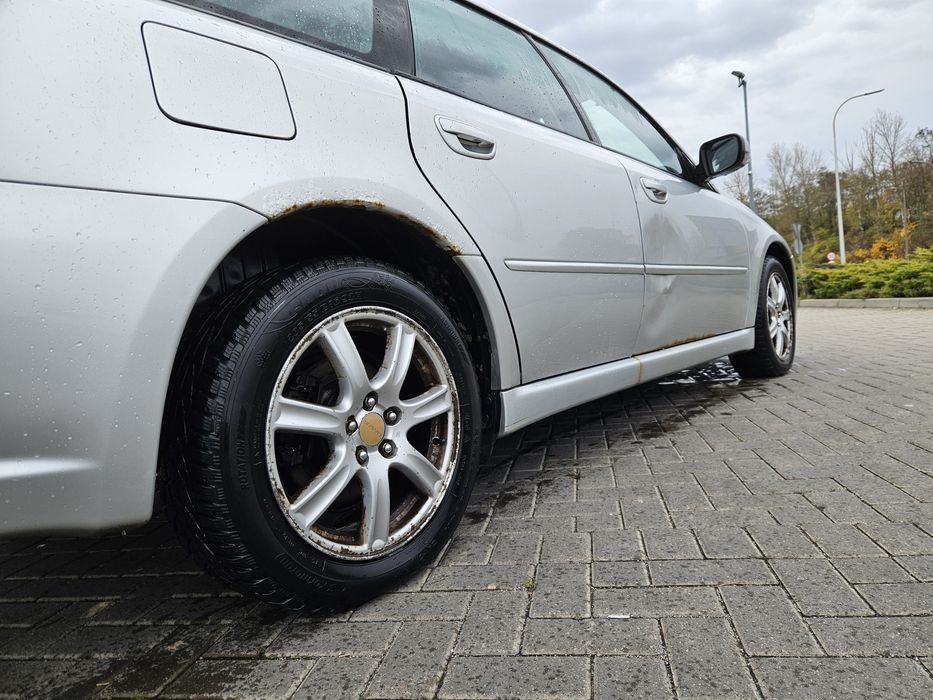 Subaru Outback 2004 рік 2.0 бензин 4×4 для військових в Україні