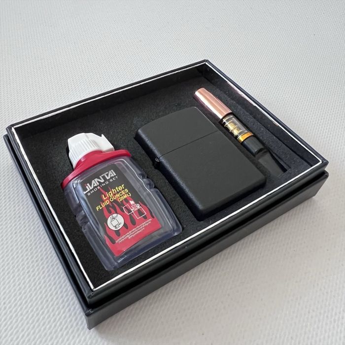 Набір бензинова запальничка зажигалка BL5 + бензин форма Zippo