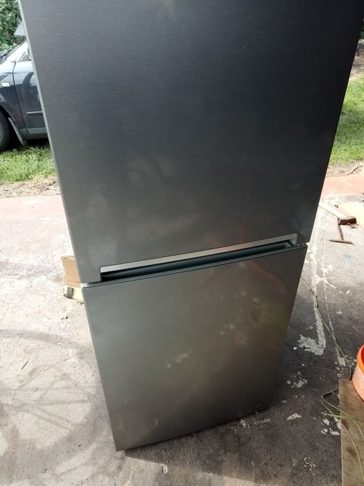 Lodówka Beko uszkodzona
