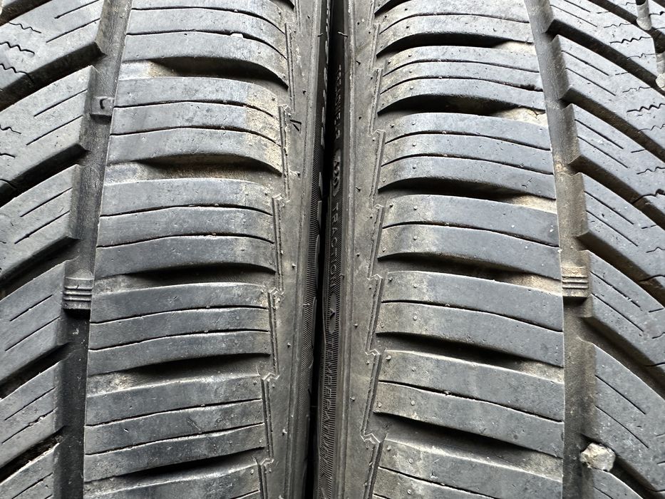 Opony wielosezonowe Tracmax 245/45/18