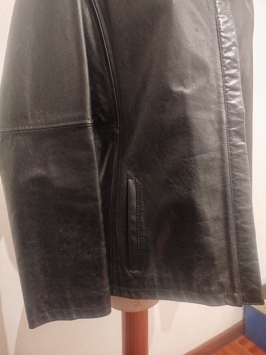 Casaco em Pele Preto