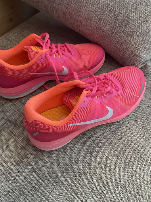 Buty Nike neonowe