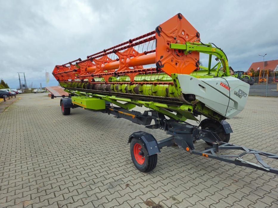 Claas Lexion 770TT 4WD + V1080 LASER PILOT, GPS