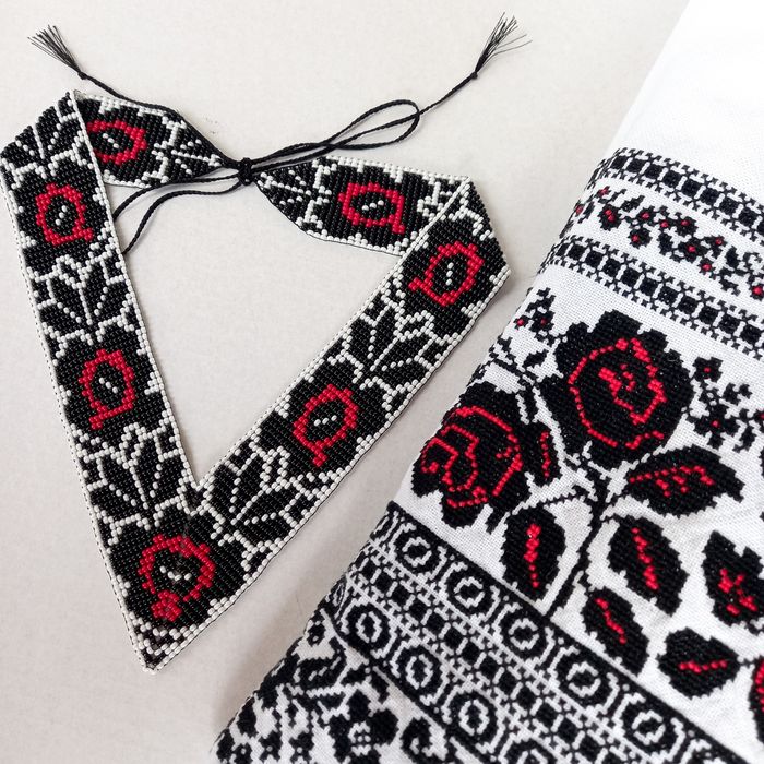 Кутовий гердан "Вишуканість"