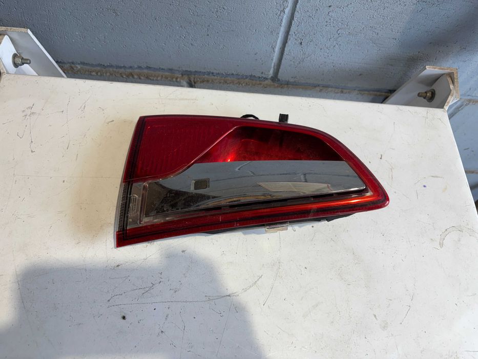 Ford Ecosport zamek lampa otwieranie klapy klamka