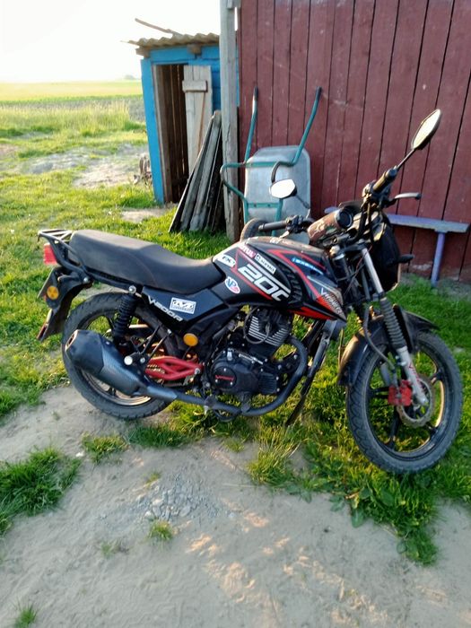 Viper200 з документами