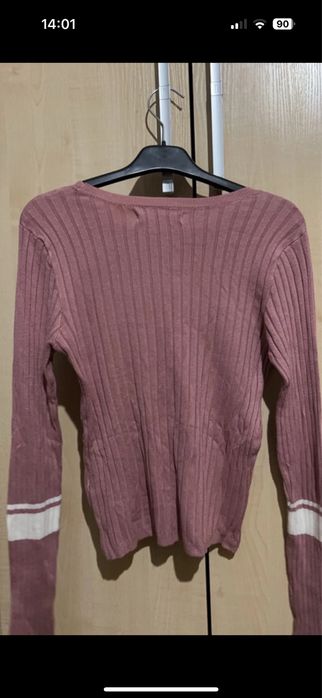 Sweterk Sinsay zapraszam