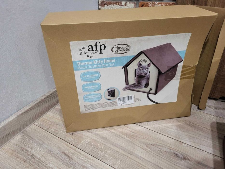 domek zewnetrzy z matą grzewczą dla kota