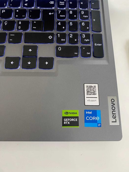 Computador Portatil Lenovo LOQ i7 Gaming 9º Geração 15IRX9-981  15.6" Luna Grey com  Fatura e Garantia.