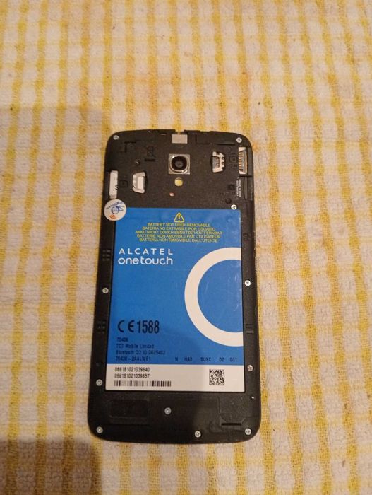 Telemóvel Alcatel Raven A 574BL