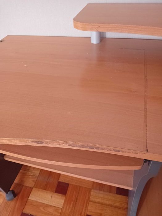 Secretária em madeira