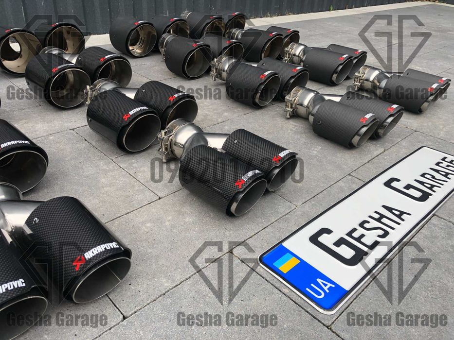 Розпродаж насадки глушителя глушника akrapovic акрапович різні розміри