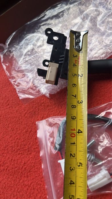 Перемикачі круїз-контролю для Toyota Corolla Yaris Camry Vios Hilux Hiace Wish Auris Prius Previa RAV4 для вантажівок