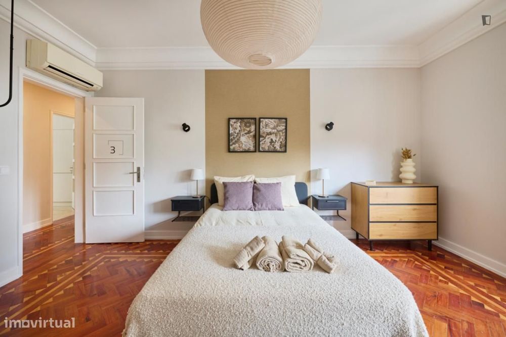 Quarto - localizado em Picoas Lisbon