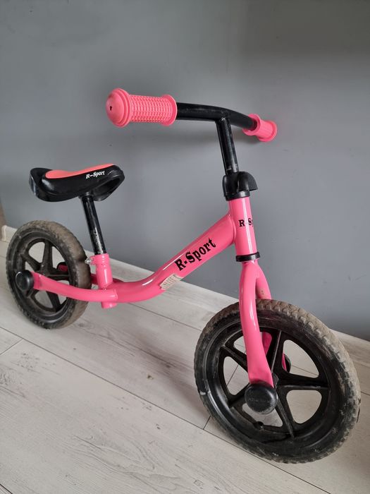 Rowerek biegowy biegaczek różowy dla dziewczynki 12 cali lekki R-Sport