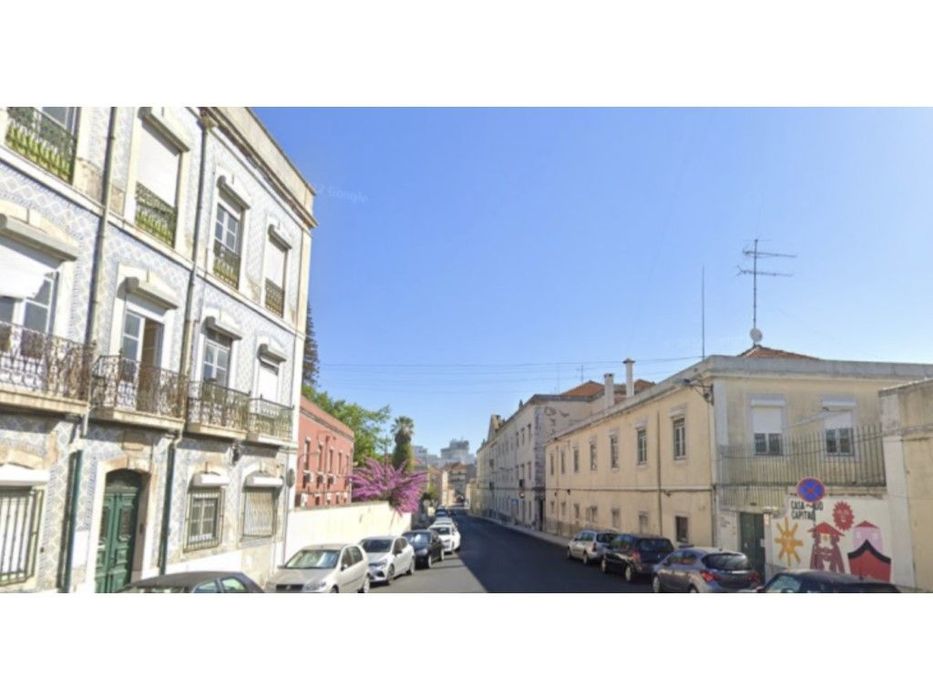 Prédio em PT - Lisboa - 6 frações
