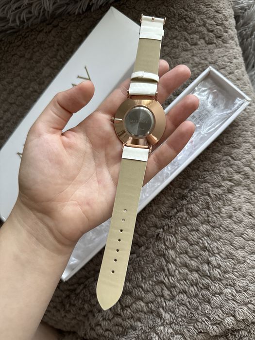 Годинник Mary Kay