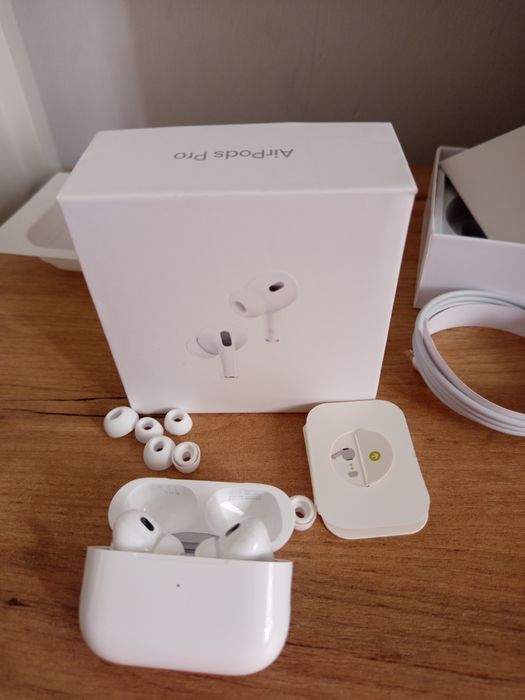 Apple AirPods Pro 2