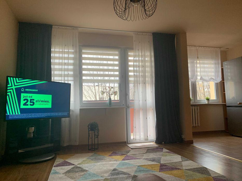 Kawalerka, Apartament, Studio Ostrowiec Św. Oś. Pułanki, Balkon, 1 Pietro, Garaż