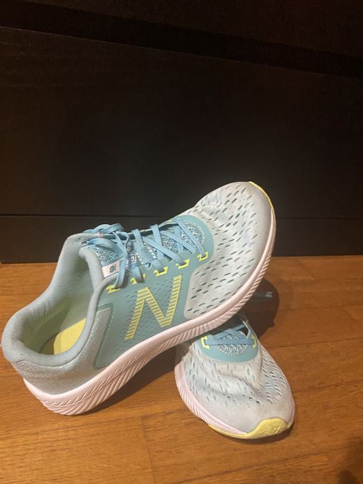 Ténis New Balance