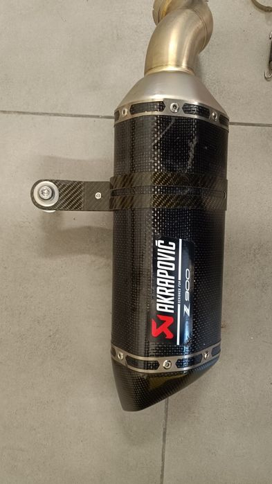 Kawasaki z900 AKRAPOVIC komplet z osłoną i obejma Polecam