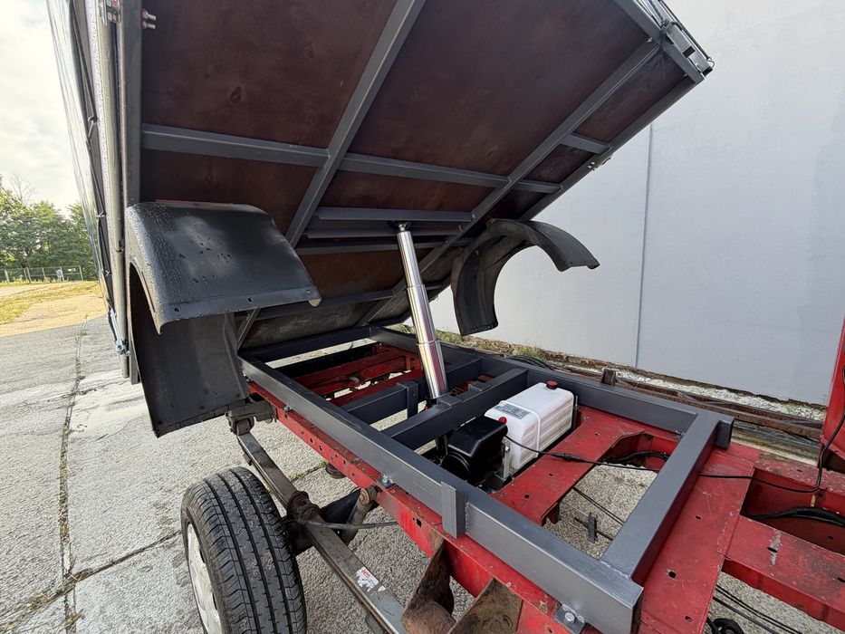 Ford transit brygadowka wywrot 7 osobowy