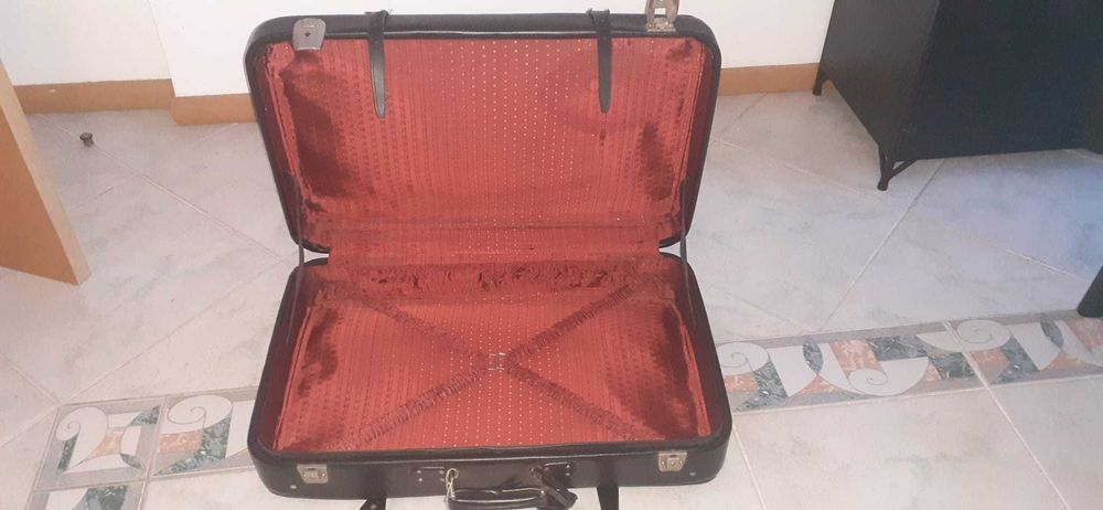 Mala de viagem vintage década 1970