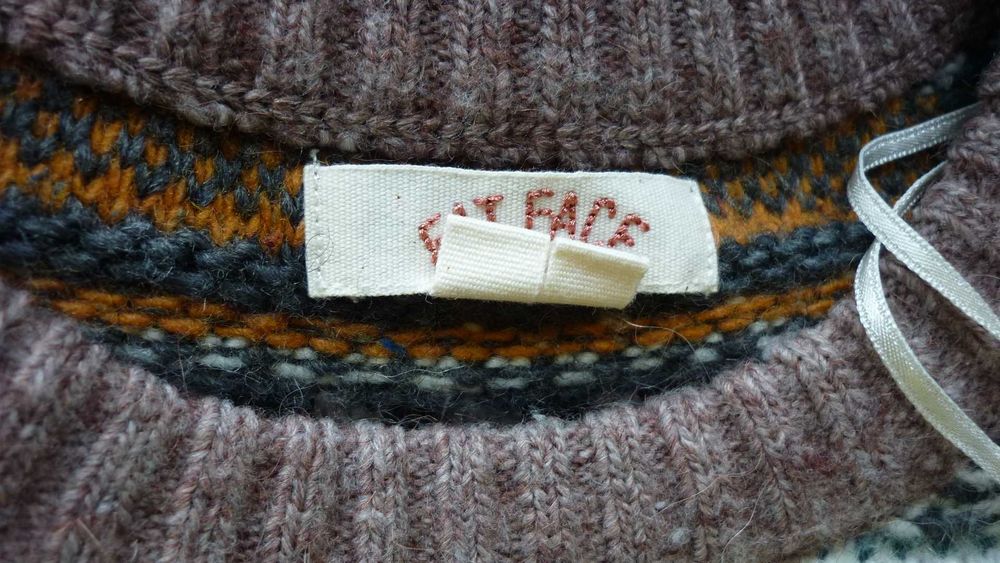 Fat Face-  grubszy sweter r; m/l  z alpaką